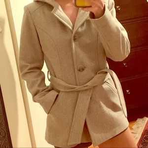 Thick woolen button down wrap coat with hood